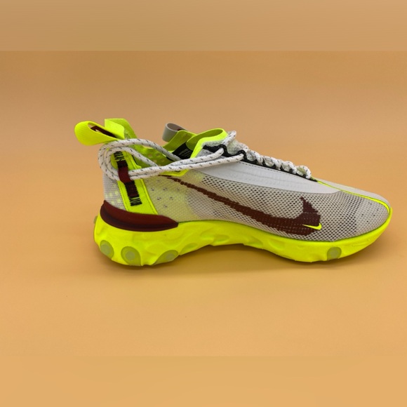 nike react runner ispa platinum tint volt glow team red